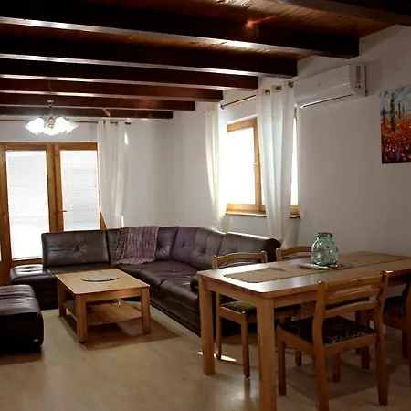 بيت للعطل Sarajevo Home *